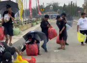 Rinaldi Kafka Bersama Milenial RK5, Peduli Kebersihan Usai Pelaksanaan Belimbur