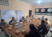 Malam Ini Bawaslu Kukar Tertibkan APK yang Melanggar Aturan