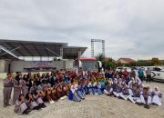 Rendi Solihin Serahkan Bantuan Bus Sekolah ke Kecamatan Muara Jawa