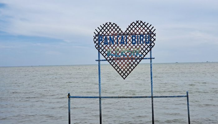 Pemdes Kersik Mendapat Suport dari Dispar untuk Pengembangan Pantai Biru