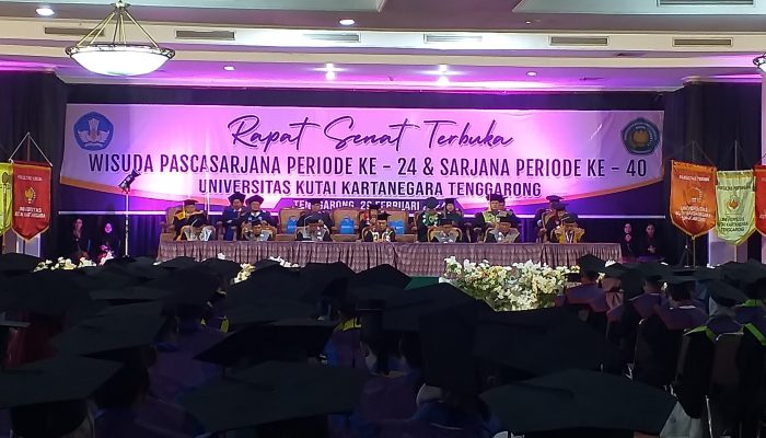 Universitas Kutai Kartanegara “Telorkan” 380 Sarjana Baru