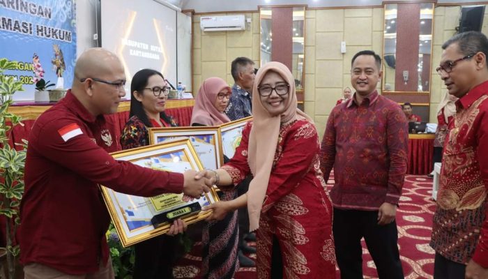 Sekretariat DPRD Kukar Juara I Pengelola Terbaik JIDH se-Kalimantan Timur