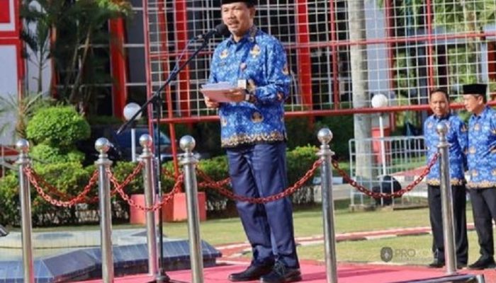 Sekda Sunggono Minta ASN dan Non ASN Fokus Bekerja