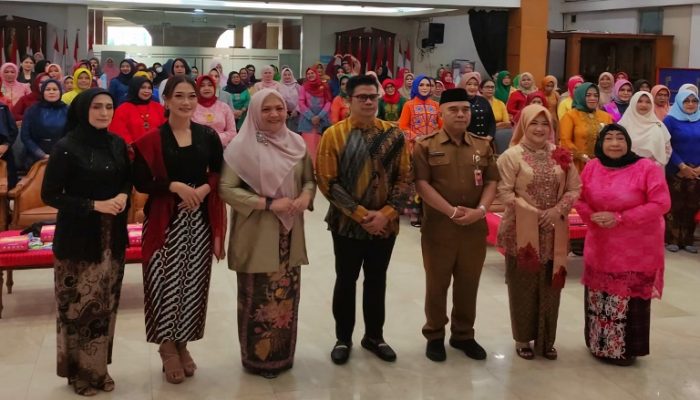 Peringatan Hari Kartini ke-145, DP3A Kukar Dorong Peran Pemikiran dan Pendidikan Perempuan