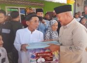 Bupati Edi Damansyah Salurkan Bantuan ke Warga Sungai Merdeka