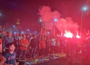 Sekda Sunggono Nobar Bareng Masyarakat