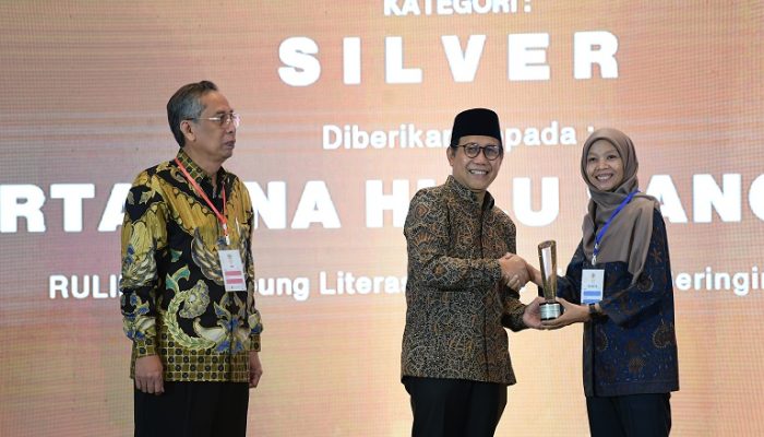Dukung Pengembangan Bumdes, PT Pertamina Hulu Sanga Sanga Raih Dua Penghargaan CSR dan PDB Award 2024 dari Kemendes PDTT