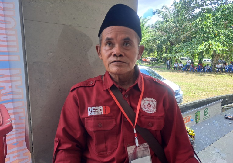 Kepala Desa Cipari Makmur, Sodikin Sukmana