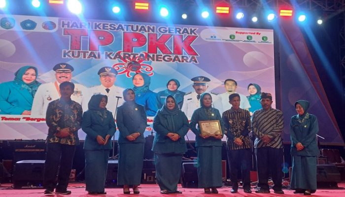 Kecamatan Muara Badak Kembali Sabet Juara Umum ke Lima Kalinya Pada Lomba HKG PKK ke-52 Kukar