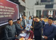 Awang Yacoub Luthman-Achmad Jais Maju Lewat Jalur Independen, Serahkan 42 Ribu Berkas Dukungan ke KPU Kukar