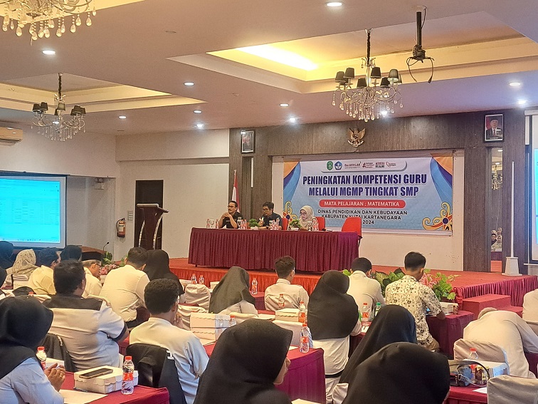 Peningkatan kompetensi Musyawarah Guru Mata Pelajaran (MGMP) Matematika
