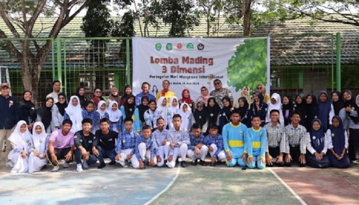 YPUI Gelar Lomba Mading 3 Dimensi, Diikuti 8 Tim SMP dan SMA