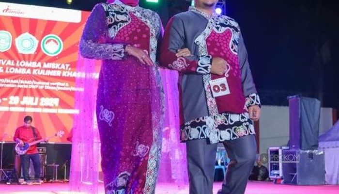 Tabang Juarai Lomba Miskat Busana Pesta Antar Tim Penggerak PKK