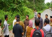 “Gelombang Darat” di Tama Pole Mulai Bisa Diatasi, Wabup Kukar Tinjau Langsung Kondisi Jalan