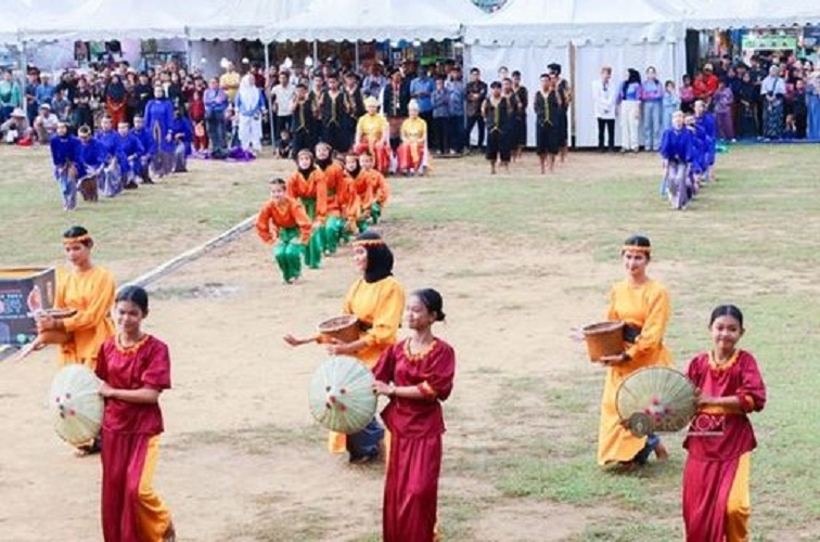 Erau Adat Benua Tuha