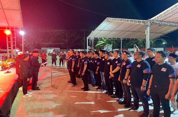 Pengukuhan tim pemenangan