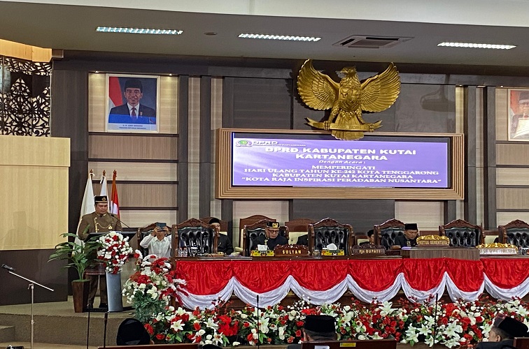 Rapat Paripurna DPRD Kutai Kartanegara