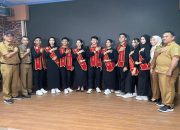 Disdikbud Kukar Sematkan Selempang Kepada Duta Tari 2024, Maju ke Tingkat Provinsi