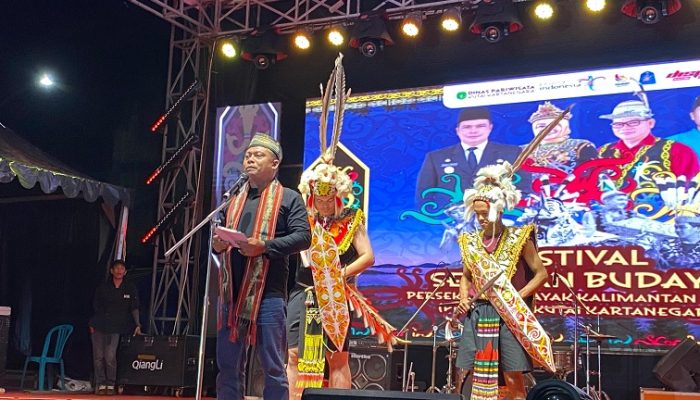 Plt Kepala Dispar Kukar Tutup Festival Seni dan Budaya PDKT 2024