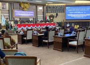 Pjs Bupati Kukar Sampaikan Nota Keuangan Raperda APBD 2025