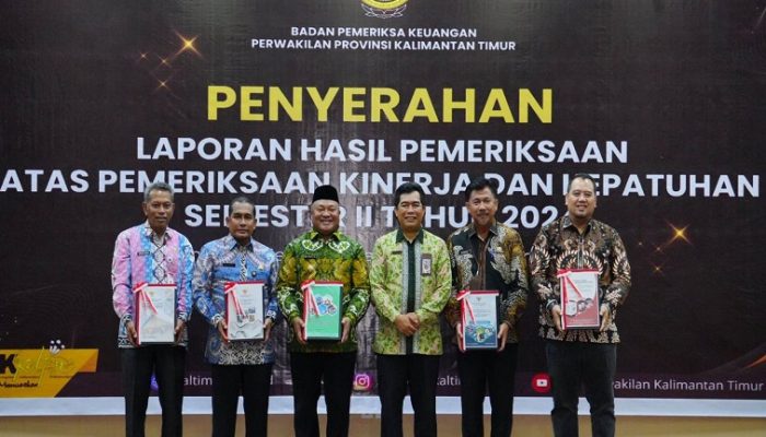BPK Kaltim Serahkan LHP Atas Pemeriksaan Kinerja dan Kepatuhan Semester II 2024