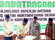 Bupati Kukar Teken Perjanjian Kinerja dengan BAZNAS, Target Pengumpulan Zakat Rp5 Miliar