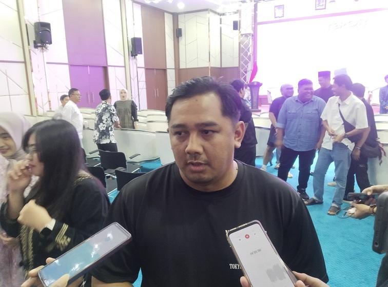 Deri Wardana