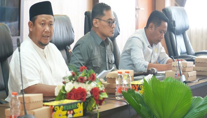 RDP dengan Masyarakat Tenggarong, DPRD Kukar Bahas Solusi atasi Keluhan Air Bersih