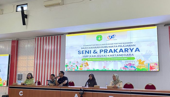 Disdikbud Kukar Gelar MGMP Seni dan Prakarya, Fokus Integrasi Teknologi Chromebook