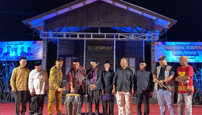 Festival Budaya Bensamar Ke-4 Resmi Dibuka, Camat Tenggarong Apresiasi Kekompakan Masyarakat