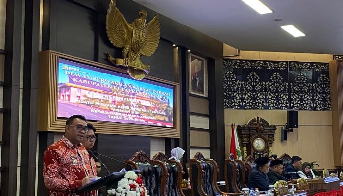 Bupati Aulia Rahman Paparkan Rencana Pembangunan Kukar 2025-2030 di DPRD