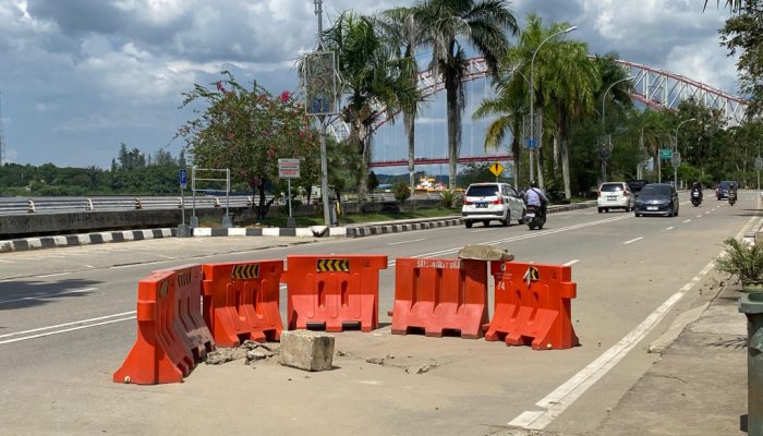 Jalan Wolter Monginsidi Longsor, Dinas PU Kukar : Ditutup Sementara Waktu Bagi Kendaraan