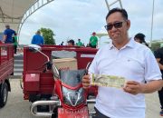 Muara Wis Bersyukur Dapat Bantuan Viar dari DLHK Kukar