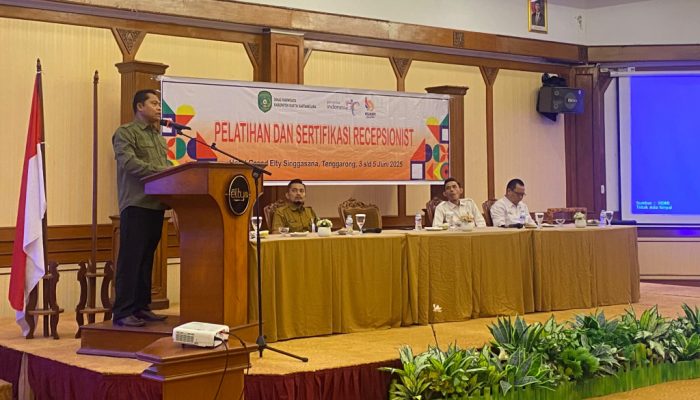 Pelatihan dan Sertifikasi Profesi Resepsionis, Sekertaris Dispar Kukar : Kedepan SDM Mampu Bersaing