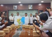 Pemkab dan BPN Kukar Serahkan Peta Zona Nilai Tanah, Dorong Sertifikasi Aset dan Ketepatan PBB 9 Pemkab dan BPN Kukar Serahkan Peta Zona Nilai Tanah, Dorong Sertifikasi Aset dan Ketepatan PBB