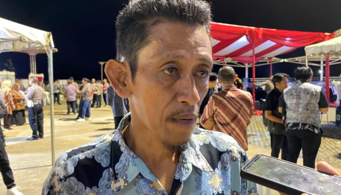 Komitmen Bersama Lestarikan Pesut Mahakam, Plt. Camat Kota Bangun Apresiasi Kunjungan Menteri LHK ke Desa Pela