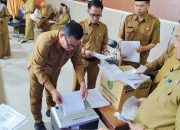 152 Berkas Arsip Di DPMD Kukar Dimusnahkan