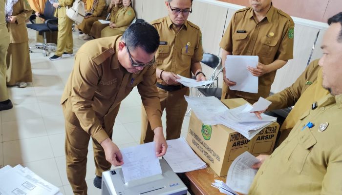 152 Berkas Arsip Di DPMD Kukar Dimusnahkan