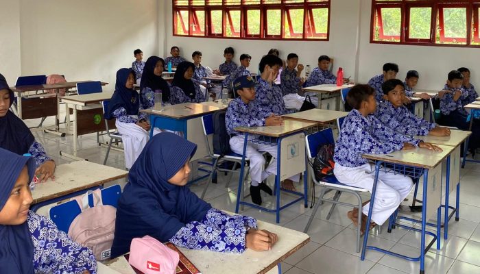 Disdikbud Kukar Terus Dorong Pelestarian Bahasa dan Budaya Kutai di Sekolah