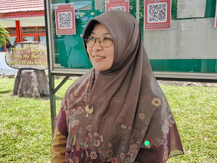 Plt. Kepala Bidang SMP Disdikbud Kukar, Emi Rosana Saleh.(dk)