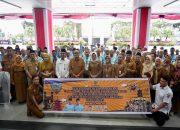 Program Gratispol Perjalanan Religi Dimulai, 211 Jamaah Umrah Diberangkatkan 9 Program Gratispol Perjalanan Religi Dimulai, 211 Jamaah Umrah Diberangkatkan