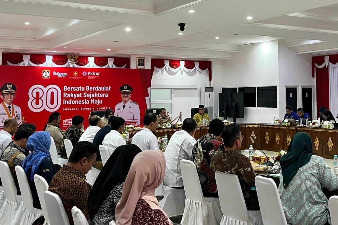 2edb8f10 a6ea 402e a96a 6d63f9e9f31a