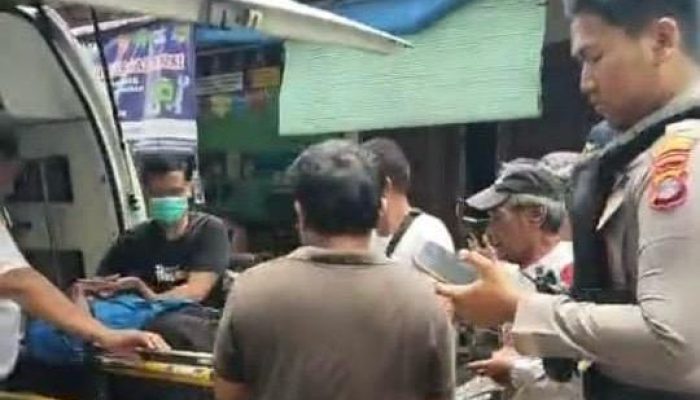 URC Samapta Polresta Balikpapan Evakuasi Lansia Terluka di Terminal