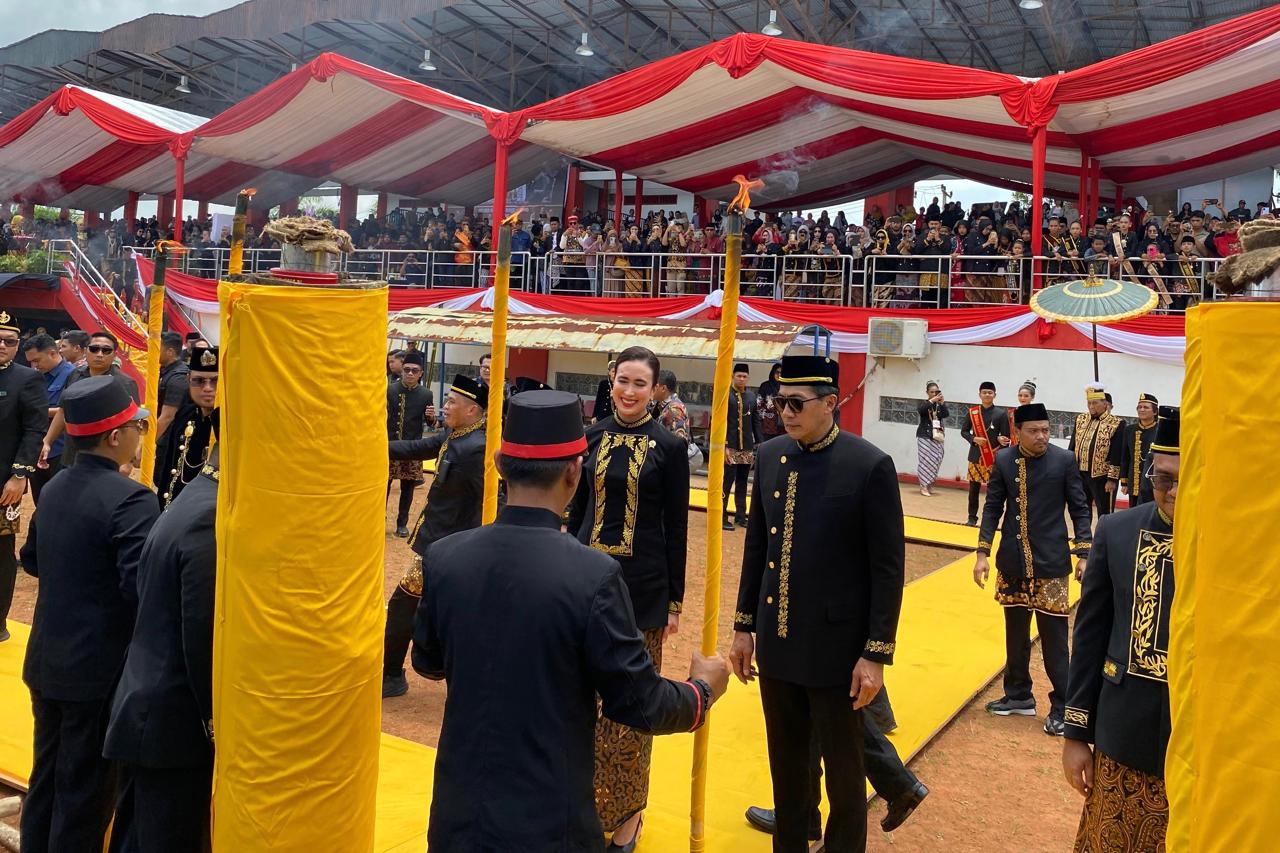 Pembukaan Erau Adat Kesultanan Kutai Kartanegara Ing Martadipura 2025 Berlangsung Lancar dan Sukses 2 ad0846f9 8fb7 43f1 9842 08025518b594