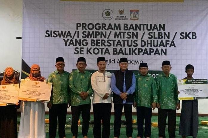 bfc6bc65 76a4 45ff a907 9c4314fed517