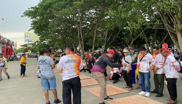 Lomba Olahraga Tradisional, Dalam Rangka Erau Adat Kutai Tahun 2025.(Irvan/dutakaltimnews.com)