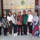 Lurah Timbau Marten Hedy Yudha Murhans Beserta Jaran Tonoto Fondation.(Irvan/dutakaltimnews.com)