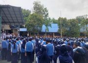 Kasat Lantas Polresta Balikpapan Ajak Pelajar SMP Negeri 7 Tertib Berlalu Lintas dan Bijak Bermedia Sosial