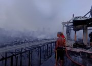 Kebakaran Hebat di Liang Ilir Hanguskan 8 Bangunan, 34 Jiwa Terdampak dan Tiga Warga Terluka