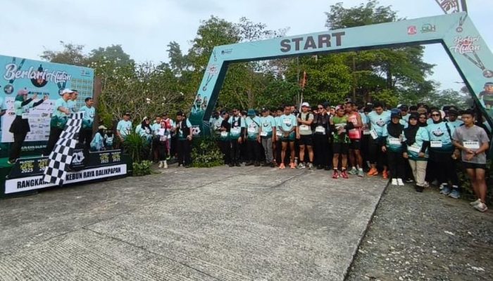 Wawali Lepas Ratusan Peserta Berlari di Hutan dalam Peringatan 20 Tahun Kebun Raya Balikpapan